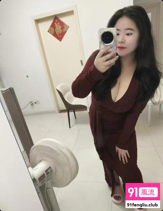南山40G巨乳露露